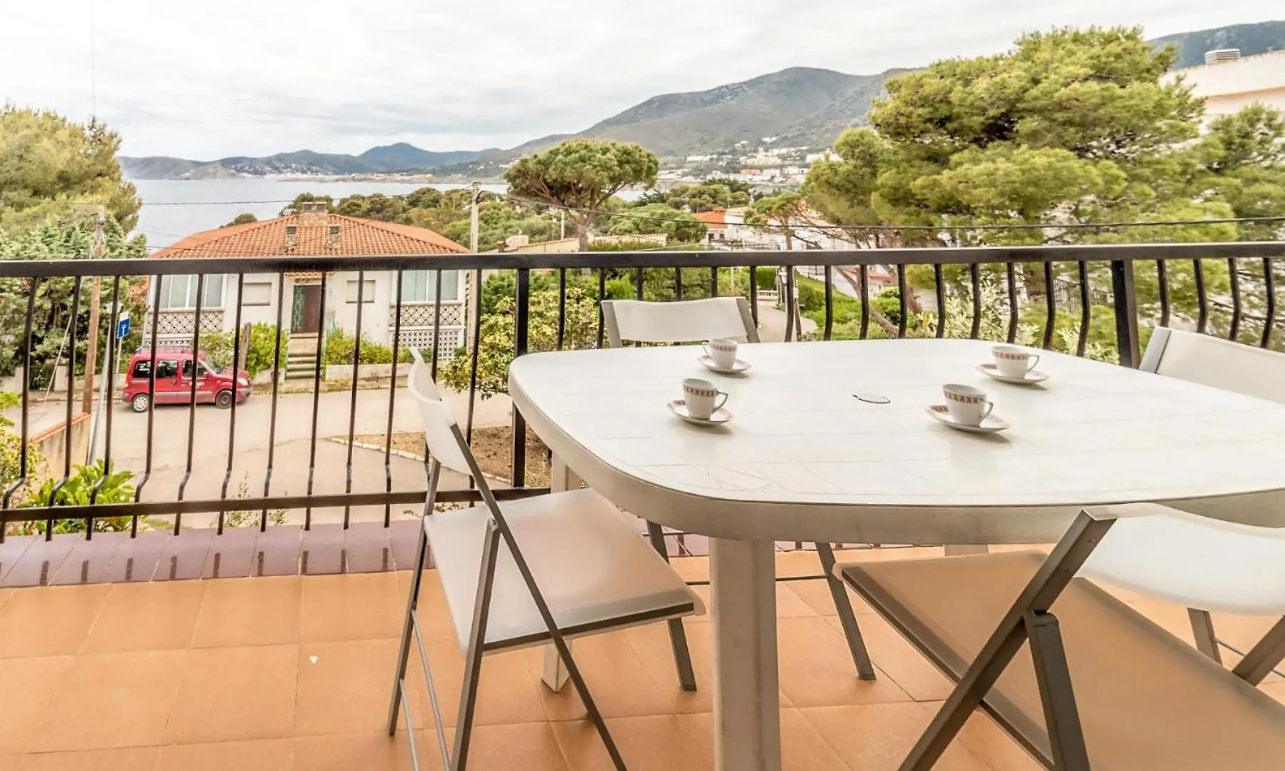 Carboneras 45 Apartamento Con Terraza Girona